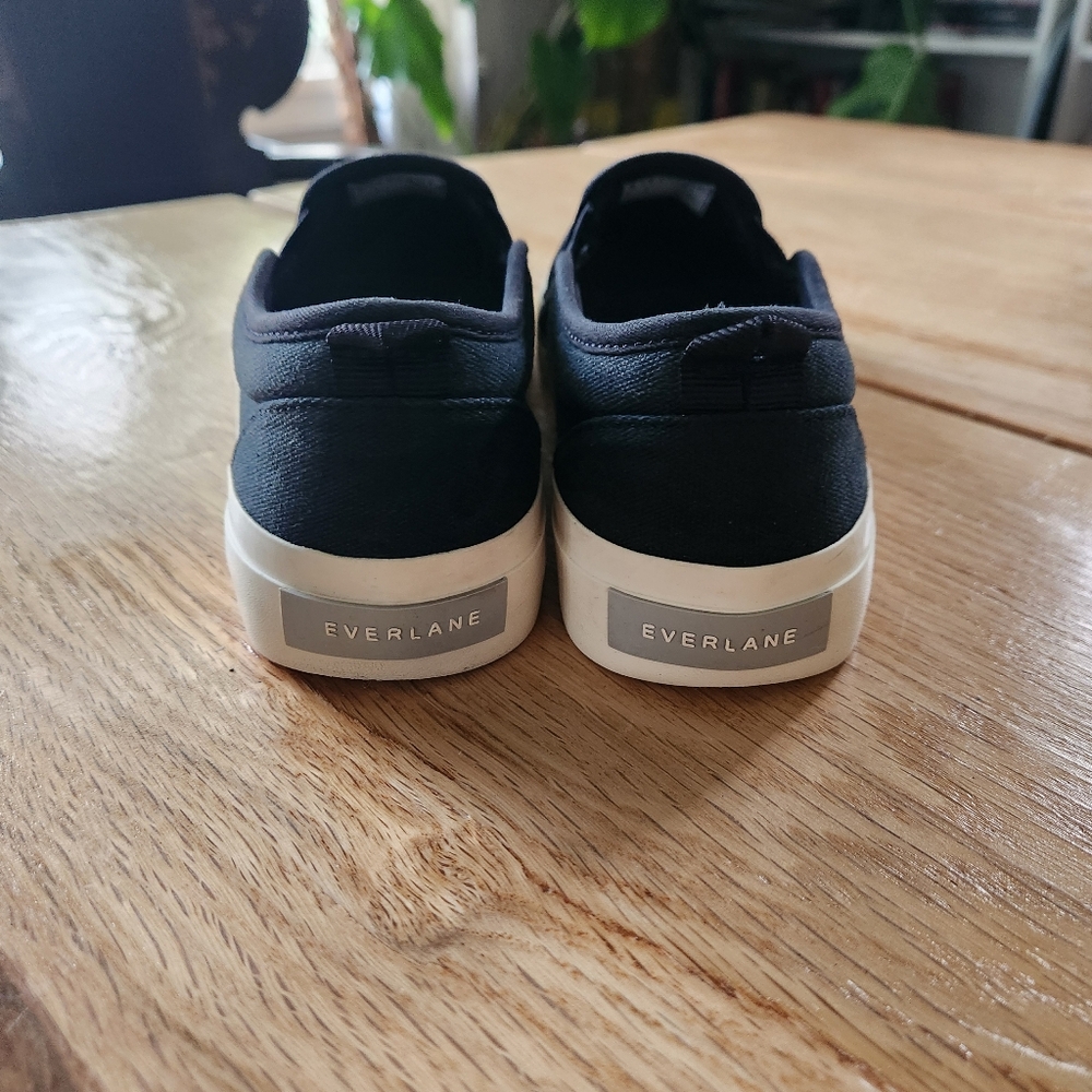 Everlane Black Canvas Slip-On Shoes Organic Womens Size 7 Mens 5.5 Unisex - Picture 4 of 10